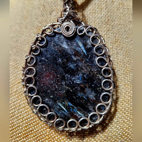 NWT Black/Dark Grey Genuine Pietersite Cabochon Necklace - Picture 3 of 3